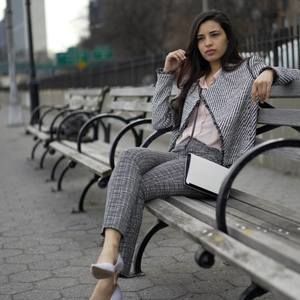 Meet your Posher, Briana